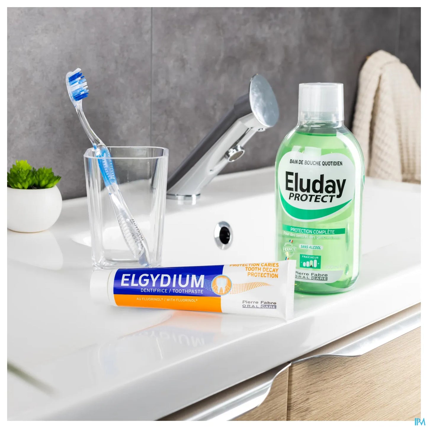 Collutorio Protect 500ml Protezione Intensa